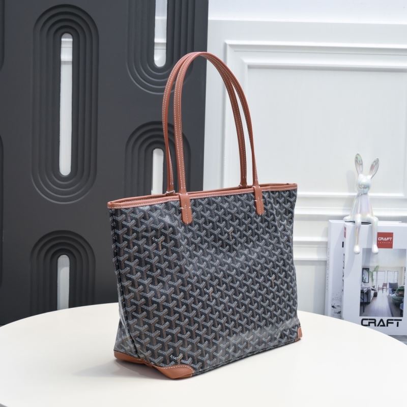 Goyard Shopping Bags